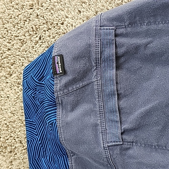 Hiking Pants - Picture 3 of 5